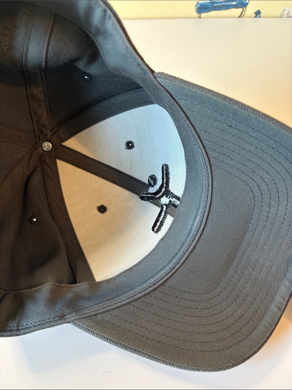 Kompan The Classics Gray Snapback with a Stick Man Embroidered Logo - Picture 6 of 8